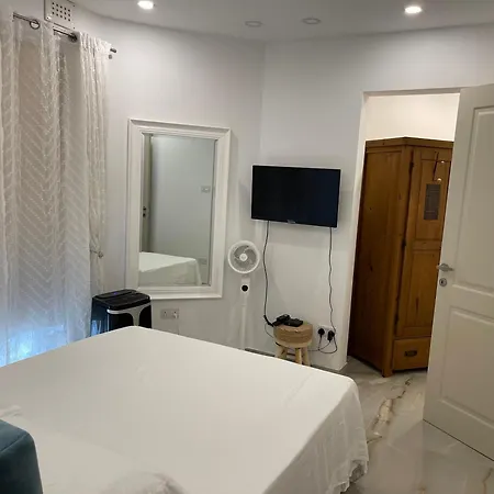 161 Maranello Court, 1