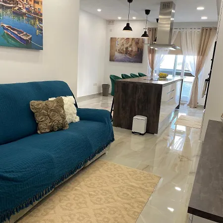 Апартаменты 161 Maranello Court, 1 *