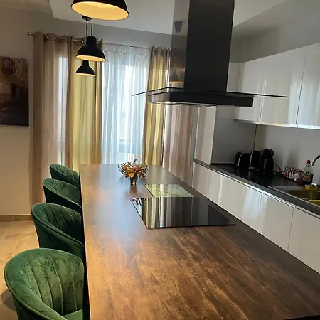 161 Maranello Court, 1 Апартаменты