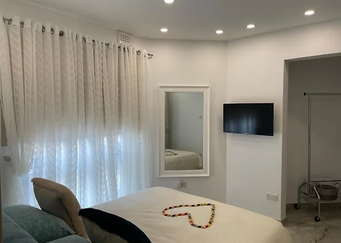 161 Maranello Court, 1 *