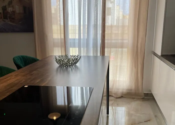 161 Maranello Court, 1