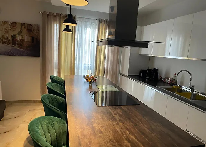 161 Maranello Court, 1 Apartament